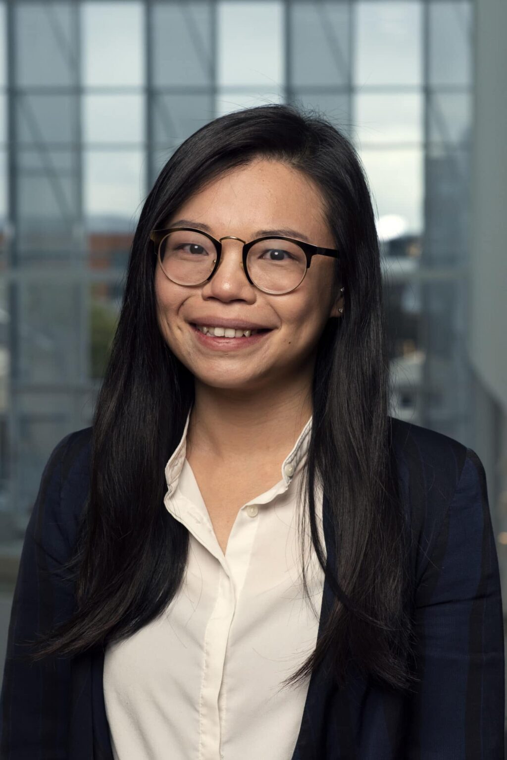.sm-portretter-joy-farge Portrett av Joy Chuang